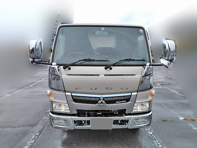三菱ふそうキャンタークレーン付小型（2t・3t）[写真08]