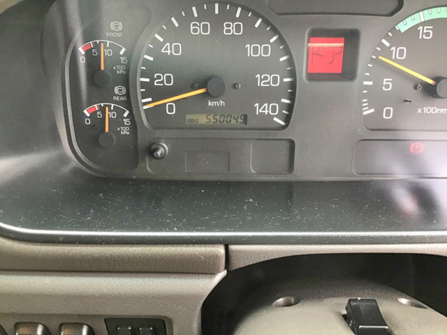 三菱ふそうファイターアルミウイング中型（4t）[写真36]