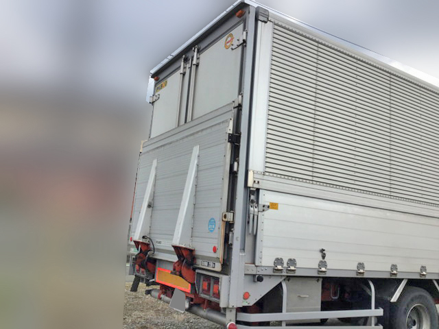 三菱ふそうファイターアルミウイング中型（4t）[写真06]