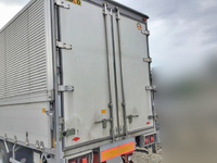 三菱ふそうファイターアルミウイング中型（4t）[写真07]