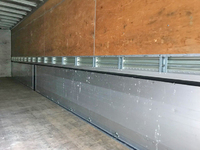 三菱ふそうスーパーグレートアルミウイング大型（10t）[写真10]