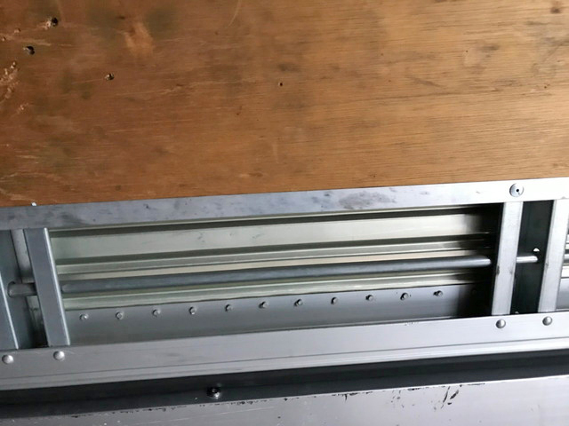 三菱ふそうスーパーグレートアルミウイング大型（10t）[写真12]