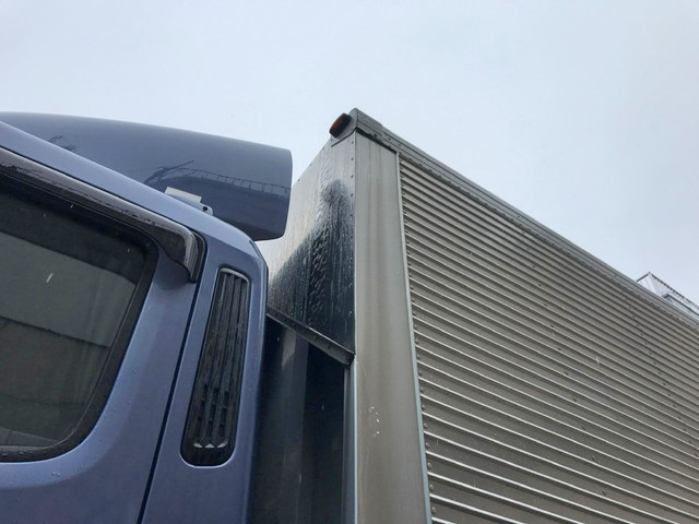 三菱ふそうスーパーグレートアルミウイング大型（10t）[写真13]