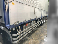 三菱ふそうスーパーグレートアルミウイング大型（10t）[写真16]