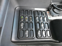 三菱ふそうスーパーグレートアルミウイング大型（10t）[写真25]