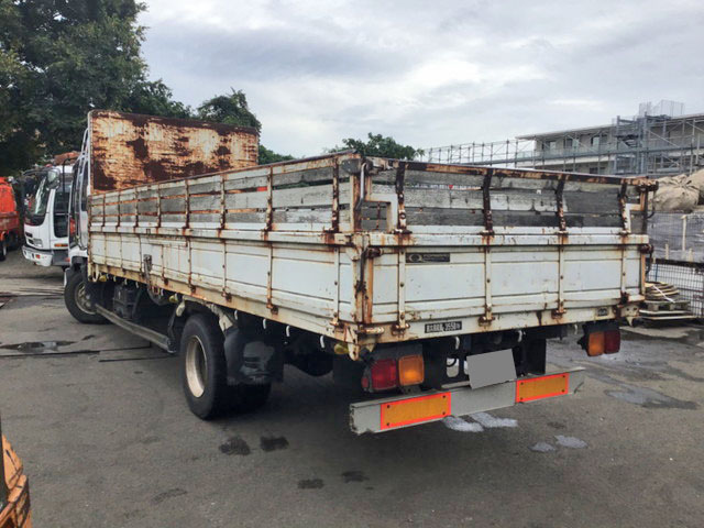 いすゞフォワード平ボディ中型（4t）[写真04]