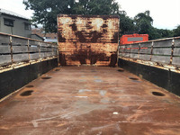 いすゞフォワード平ボディ中型（4t）[写真09]