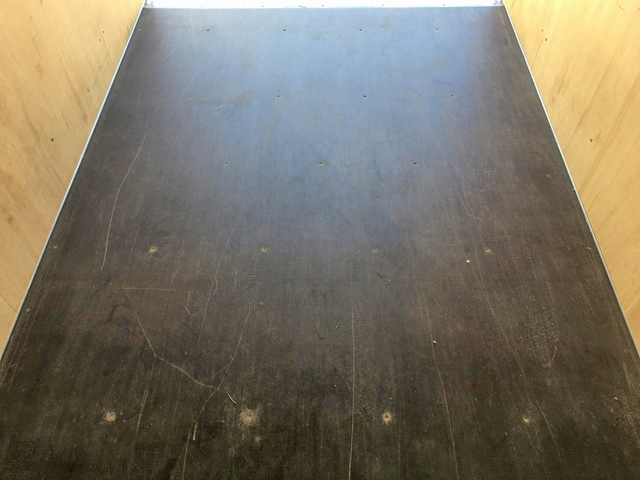 トヨタトヨエースパネルバン小型（2t・3t）[写真17]