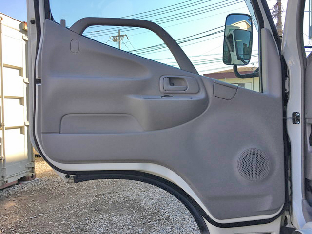 トヨタトヨエースパネルバン小型（2t・3t）[写真31]