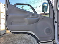 トヨタトヨエースパネルバン小型（2t・3t）[写真31]