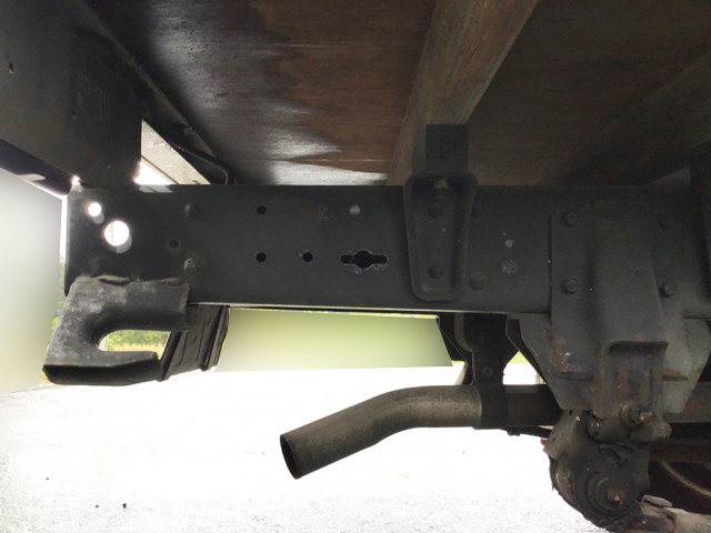 三菱ふそうキャンター平ボディ小型（2t・3t）[写真10]