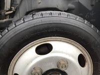 三菱ふそうキャンター平ボディ小型（2t・3t）[写真12]