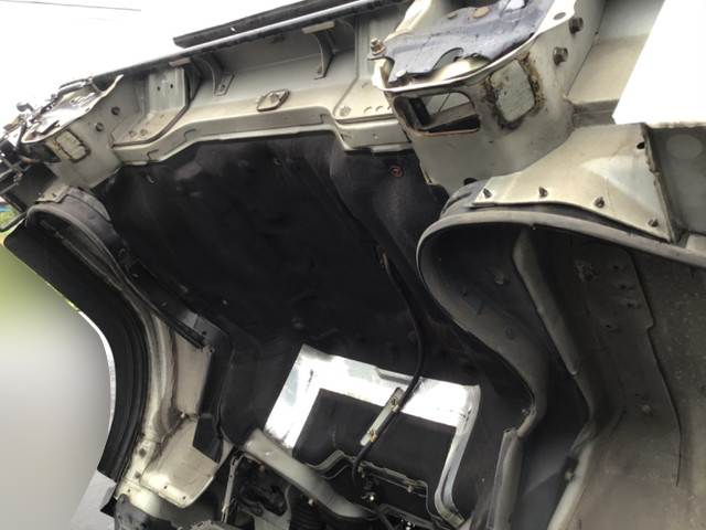 三菱ふそうキャンター平ボディ小型（2t・3t）[写真13]