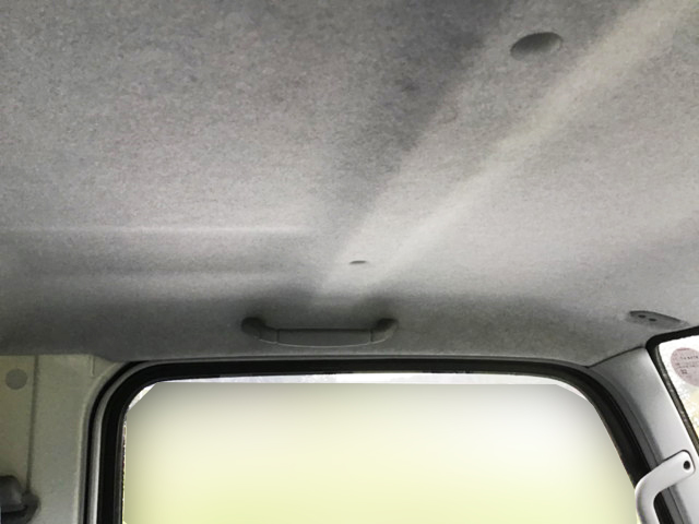 三菱ふそうキャンター平ボディ小型（2t・3t）[写真18]