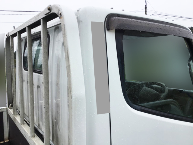 三菱ふそうキャンター平ボディ小型（2t・3t）[写真08]