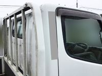 三菱ふそうキャンター平ボディ小型（2t・3t）[写真08]