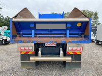 三菱ふそうスーパーグレートダンプ大型（10t）[写真12]