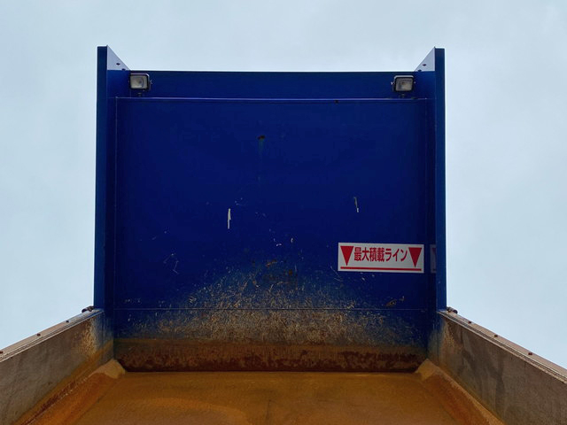 三菱ふそうスーパーグレートダンプ大型（10t）[写真14]