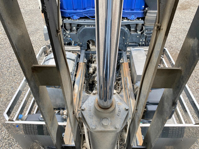 三菱ふそうスーパーグレートダンプ大型（10t）[写真18]