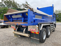 三菱ふそうスーパーグレートダンプ大型（10t）[写真02]