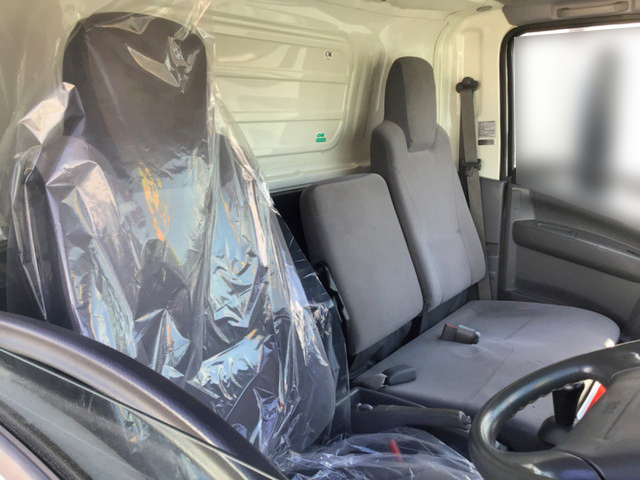 いすゞエルフアルミバン小型（2t・3t）[写真22]