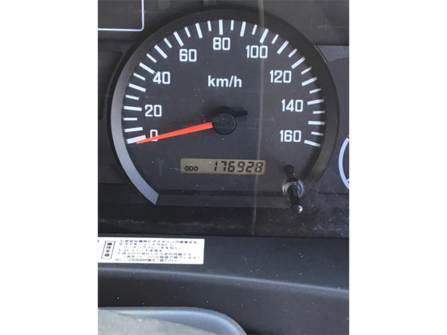 いすゞエルフアルミバン小型（2t・3t）[写真24]