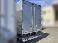 いすゞエルフアルミバン小型（2t・3t）[写真04]