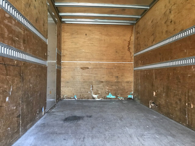 いすゞエルフアルミバン小型（2t・3t）[写真07]