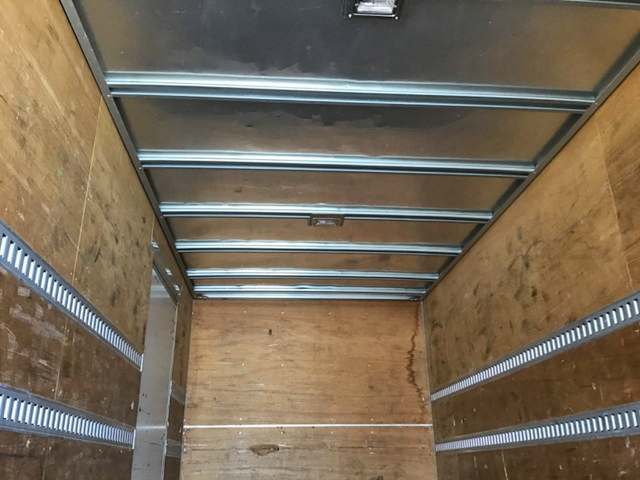 いすゞエルフアルミバン小型（2t・3t）[写真08]