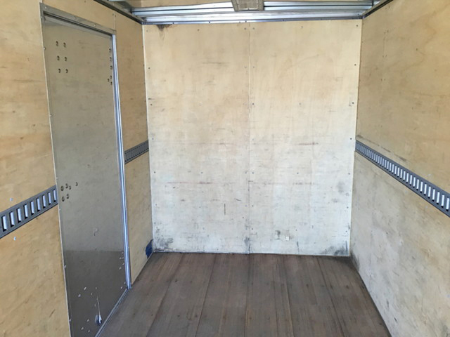 日野デュトロアルミバン小型（2t・3t）[写真05]