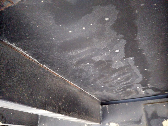 三菱ふそうスーパーグレートセルフクレーン4段大型（10t）[写真26]