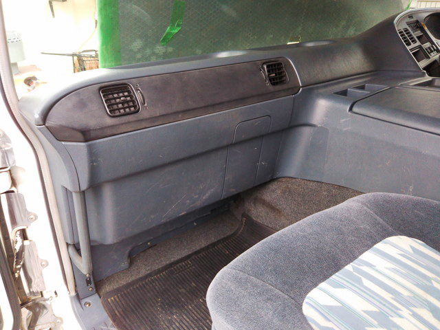 三菱ふそうスーパーグレートセルフクレーン4段大型（10t）[写真35]