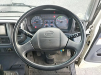 日野レンジャータンク車（タンクローリー）中型（4t）[写真36]