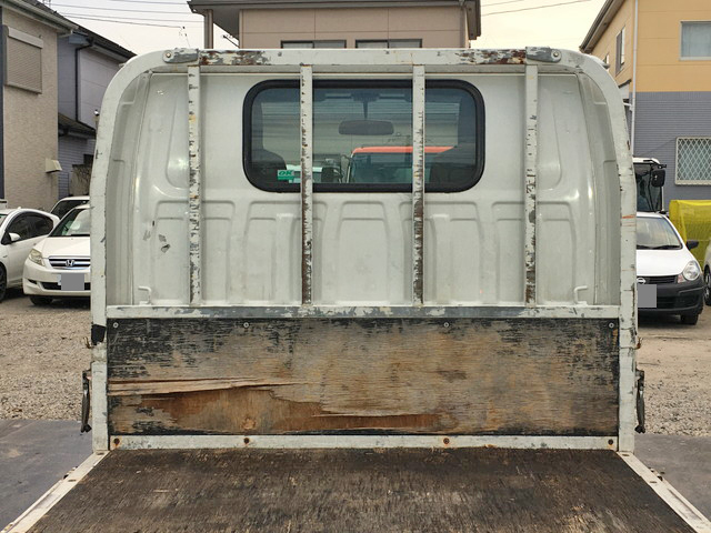 いすゞエルフ平ボディ小型（2t・3t）[写真13]
