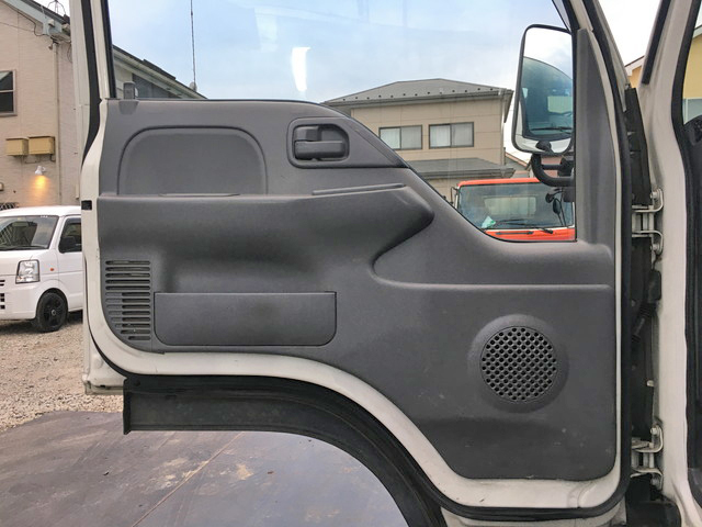 いすゞエルフ平ボディ小型（2t・3t）[写真29]