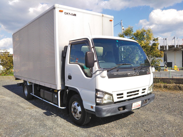 いすゞエルフアルミバン小型（2t・3t）[写真03]