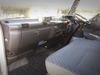 いすゞエルフアルミバン小型（2t・3t）[写真33]