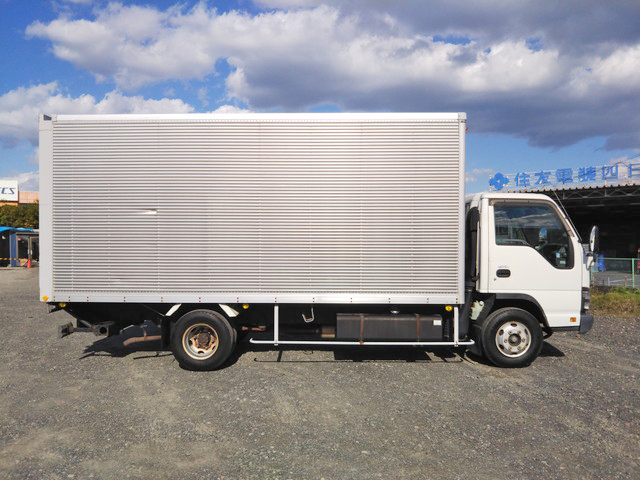 いすゞエルフアルミバン小型（2t・3t）[写真07]