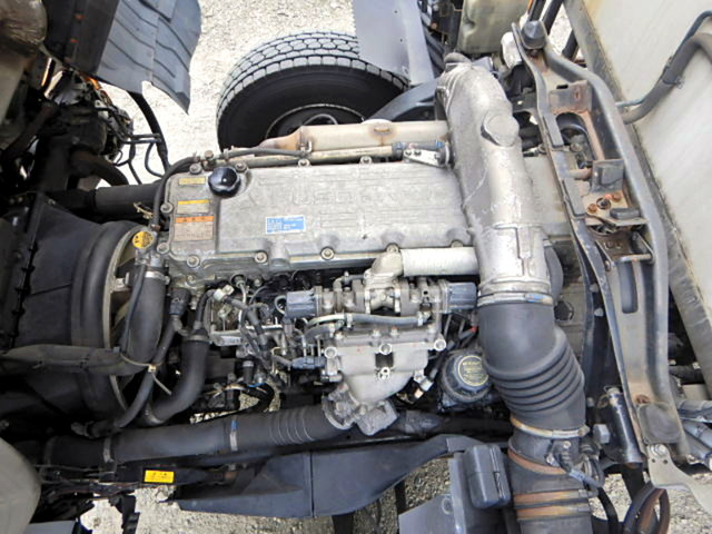 三菱ふそうファイター冷凍車（冷蔵車）中型（4t）[写真13]