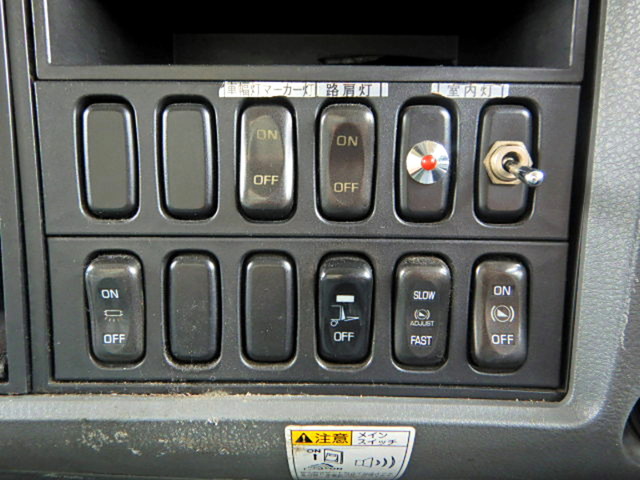 三菱ふそうファイター冷凍車（冷蔵車）中型（4t）[写真19]