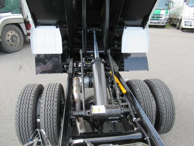 三菱ふそうキャンターダンプ小型（2t・3t）[写真20]