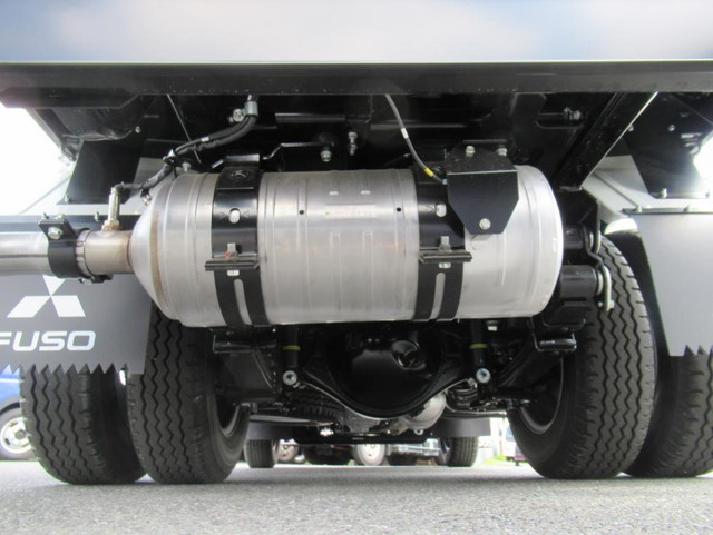 三菱ふそうキャンターダンプ小型（2t・3t）[写真24]