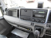 三菱ふそうキャンターダンプ小型（2t・3t）[写真09]