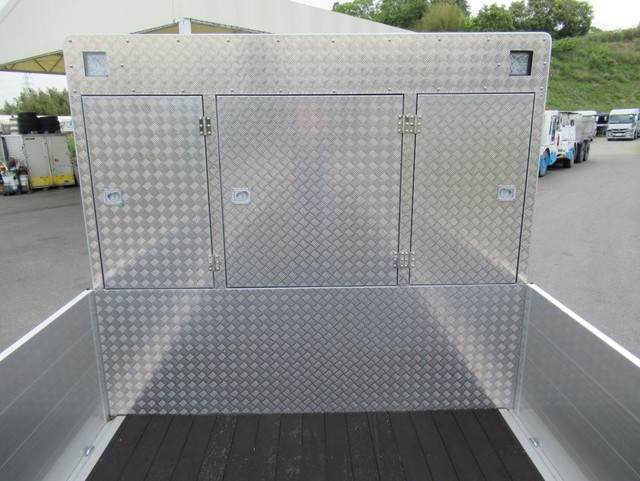 三菱ふそうスーパーグレートアルミブロック大型（10t）[写真21]