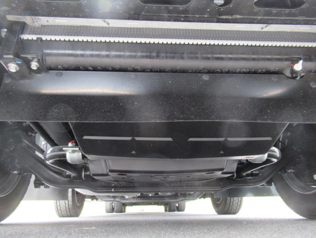 三菱ふそうスーパーグレートアルミブロック大型（10t）[写真28]