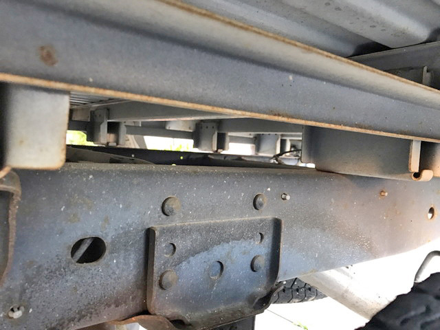 マツダボンゴ平ボディ小型（2t・3t）[写真11]