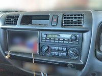 マツダボンゴ平ボディ小型（2t・3t）[写真16]