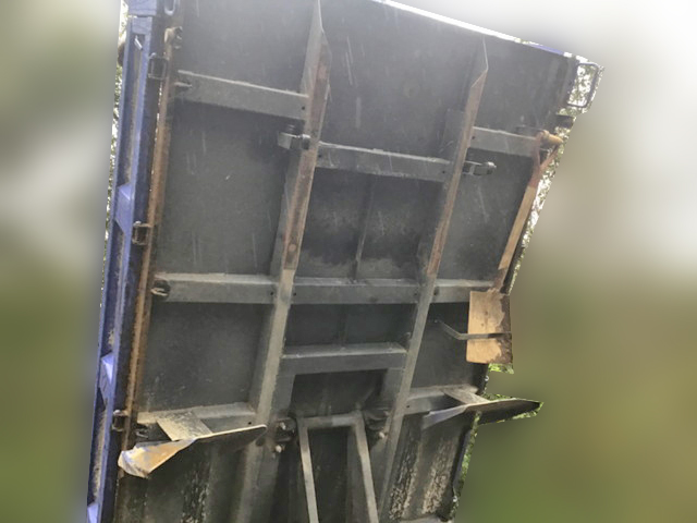 三菱ふそうキャンターダンプ小型（2t・3t）[写真14]
