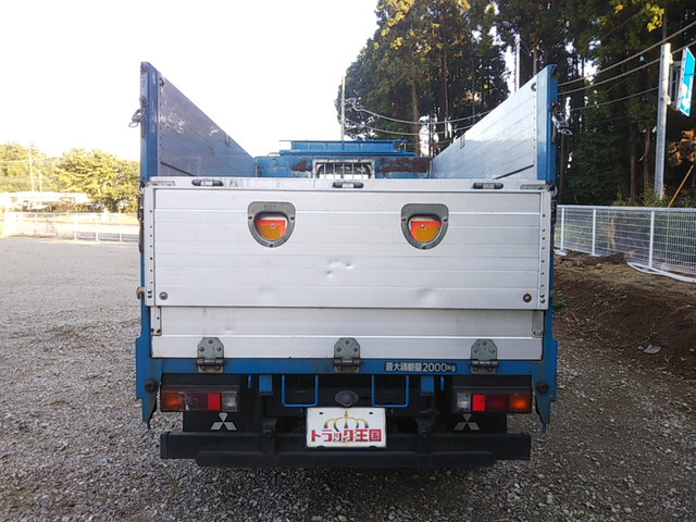 三菱ふそうキャンターアルミブロック小型（2t・3t）[写真11]