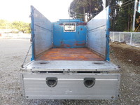 三菱ふそうキャンターアルミブロック小型（2t・3t）[写真12]